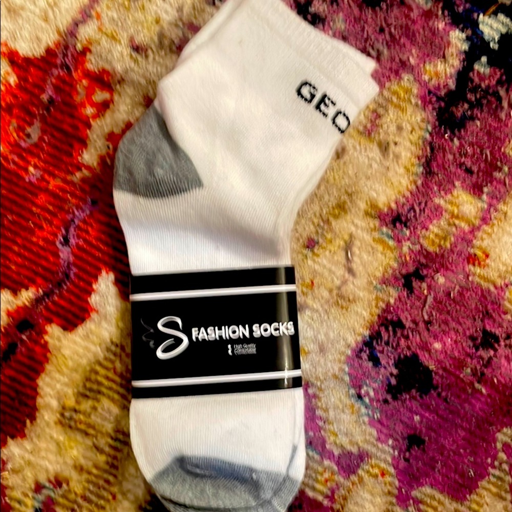 Pack of 3
Fashion Socks White and Gray - Picture 1 of 3